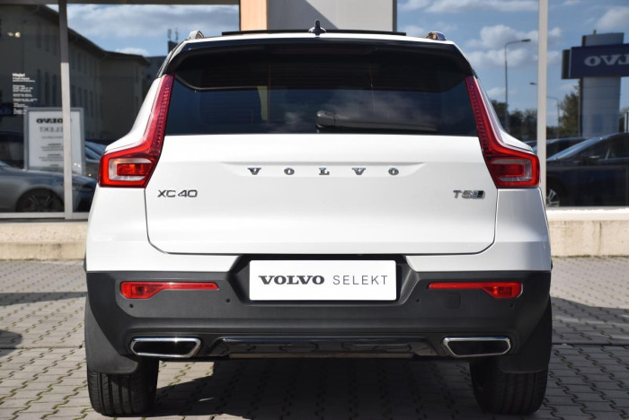 Volvo XC40 T5 AWD R-DESIGN AUT