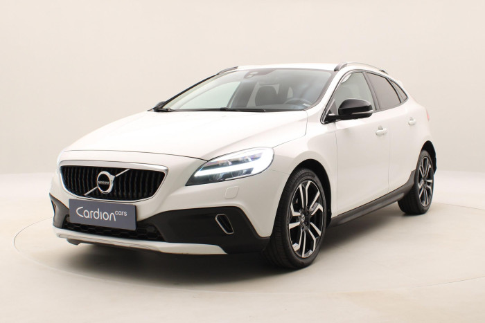 Volvo V40 CC T3 SUMMUM AUT CZ REZERVACE 1.5 CC CC Summum