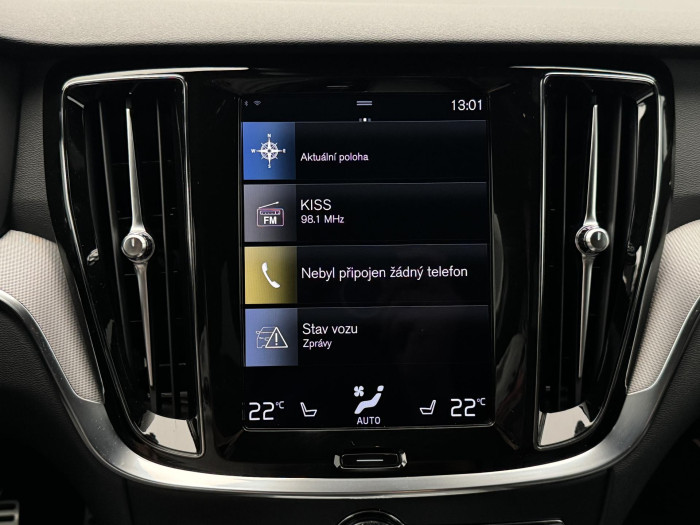 Volvo V60 B4 R-DESIGN AUT REZERVACE