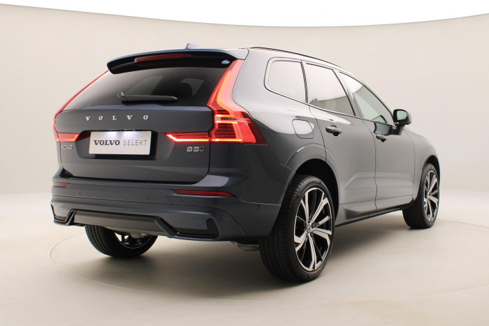 Volvo XC60 B5 AWD ULTIMATE DARK AUT 1.maj