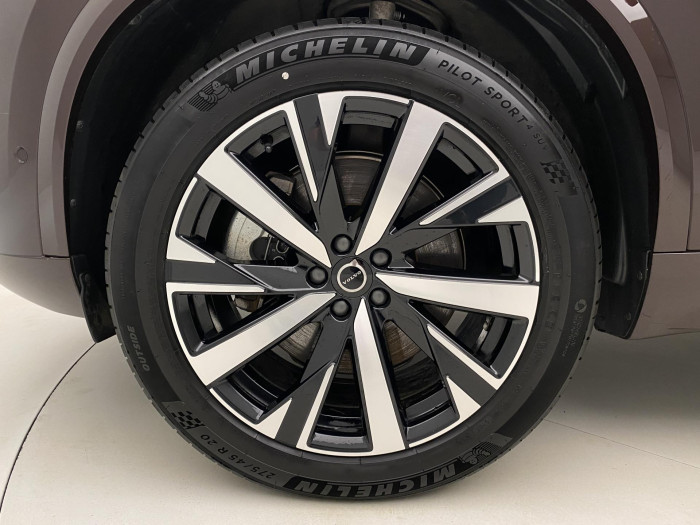 Volvo XC90 T8 AWD RECHARGE CORE AUT CZ 7m