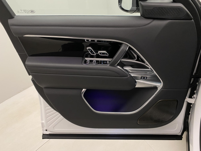 Land Rover Range Rover P530 AUTOBIOGRAPHY SWB