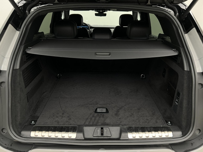 Land Rover Range Rover Sport P550e AUTOBIOGRAPHY REZERVACE