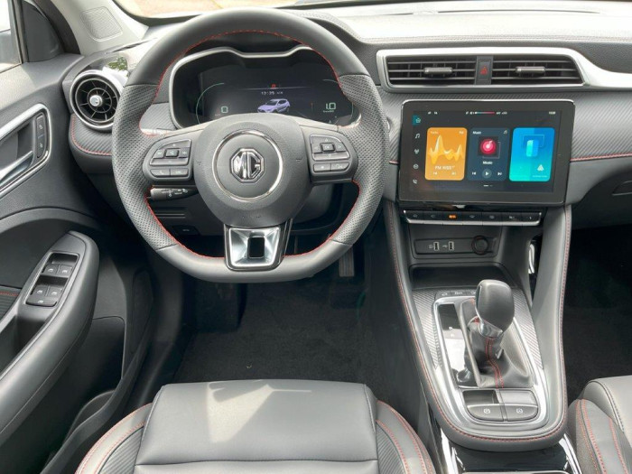 MG ZS EXCLUSIVE AUT. SKLADEM 1.0 Exclusive