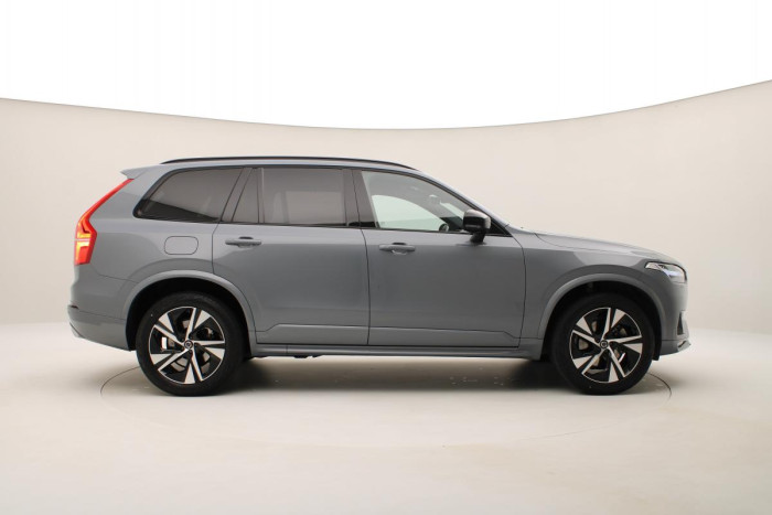 Volvo XC90 B5 AWD R-DESIGN AUT 1.maj