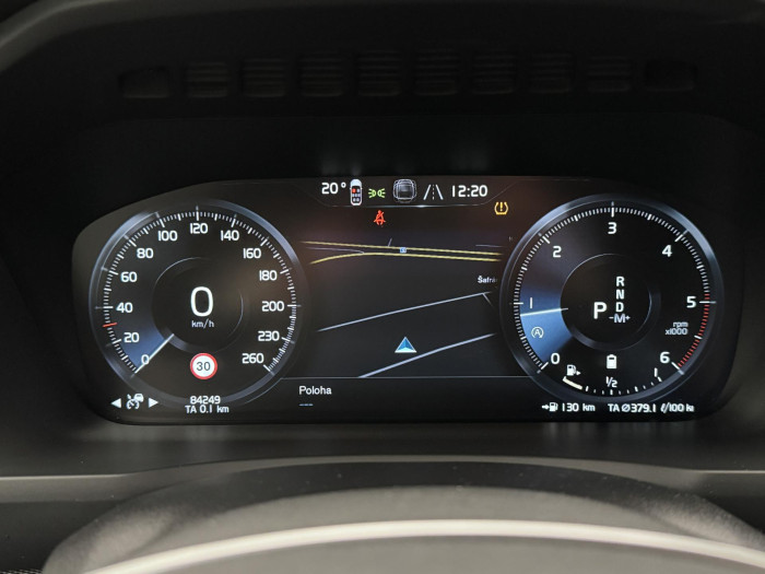 Volvo XC90 B5 AWD R-Design AUT REZERVACE