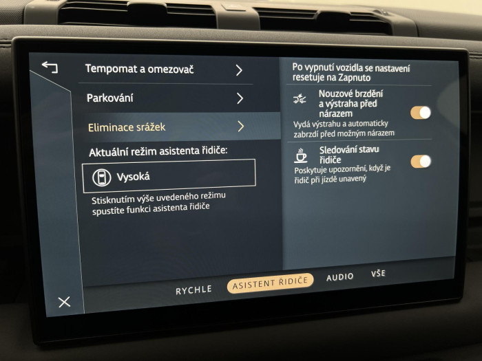 Land Rover Defender 110 D250 XDYNAMIC SE REZERVACE 3.0 d SE