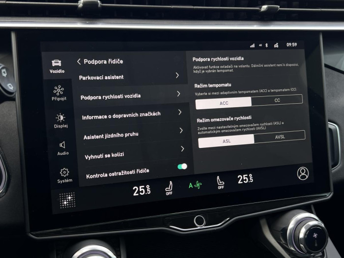 Lynk & Co 01 PHEV DCT Aut 1.maj.