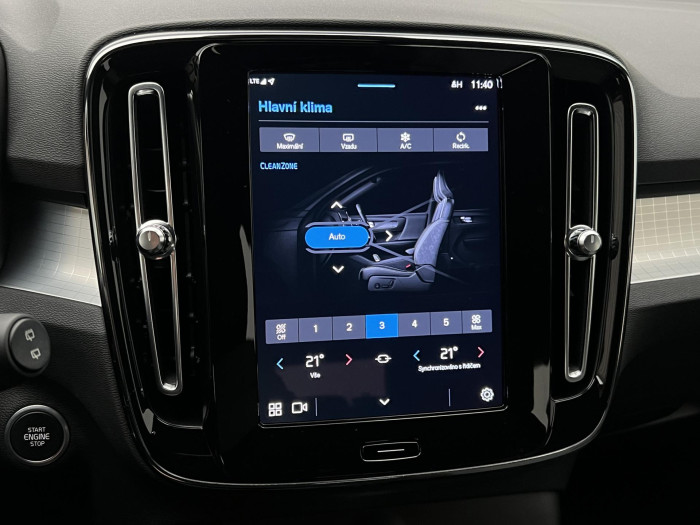 Volvo XC40 B4 AWD CORE AUT