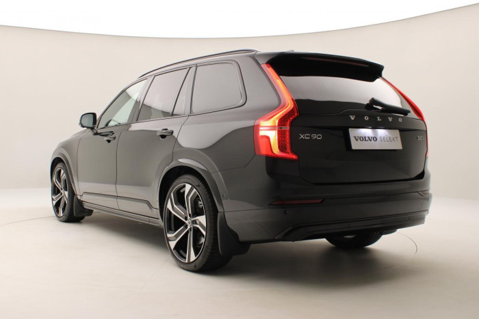 Volvo XC90 B5 AWD ULTIMATE REZERVACE