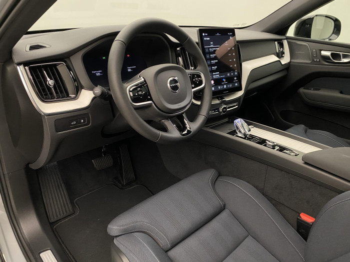 Volvo XC60 T6 AWD AUT DARK PLUS