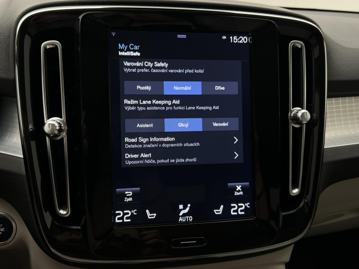 Volvo XC40 T5 RECHARGE INSCRIPTION AUT