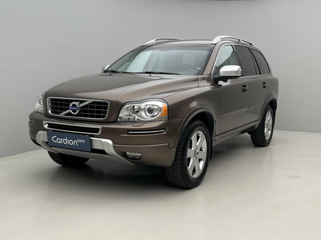 Volvo XC90 D5 AWD SUMMUM 7MÍSTNÁ AUT 2.4 d Summum