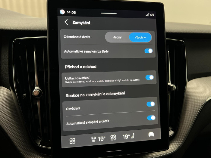 Volvo XC60 T8 AWD AUT RECHARGE BLACK PLUS