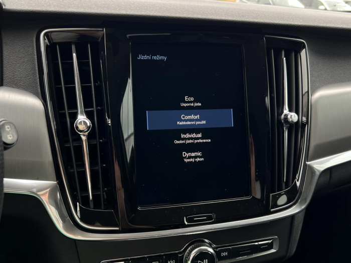 Volvo V90 D5 AWD MOMENTUM Aut 1.maj. 2.0 d Momentum
