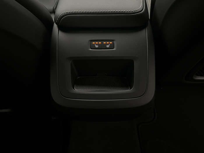 Volvo XC60 B5 AWD BLACK EDITION AUT CZ 2.0 Edition