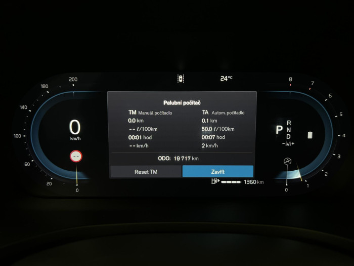 Volvo V60 B4 PLUS DARK AUT 1.maj.