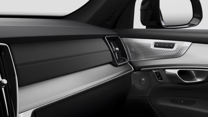 Volvo XC90 B5 AWD BLACK EDITION ULTRA 7 2.0 Edition