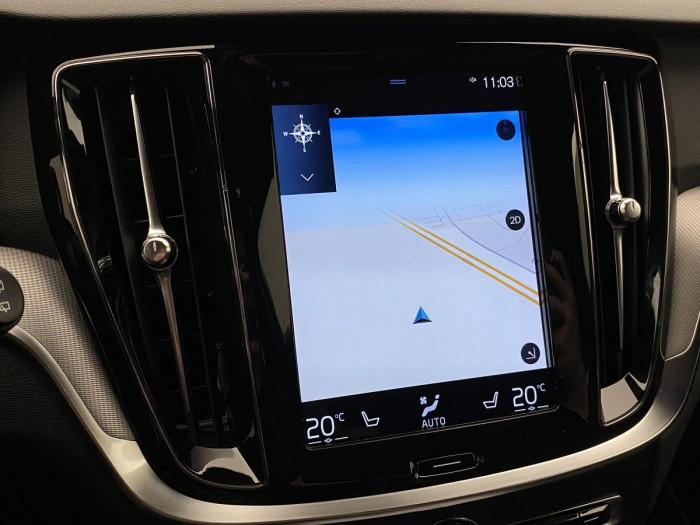 Volvo V60 D4 R-DESIGN AUT REZERVACE 2.0 d