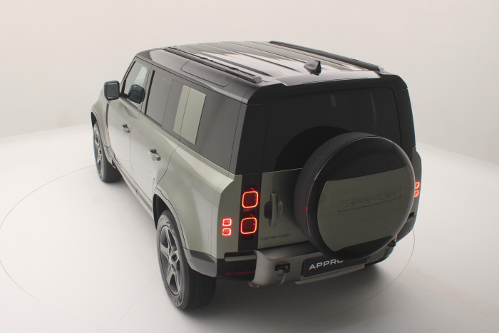 Land Rover Defender D250 X-DYNAMIC SE REZERVACE 3.0 d Dynamic SE