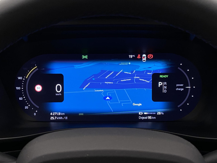 Volvo XC40 RECHARGE TWIN ENGINE ULTRA CZ