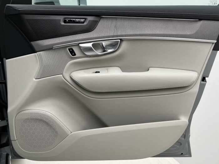 Volvo XC90 B5 AWD AUT BRIGHT PLUS 7-míst