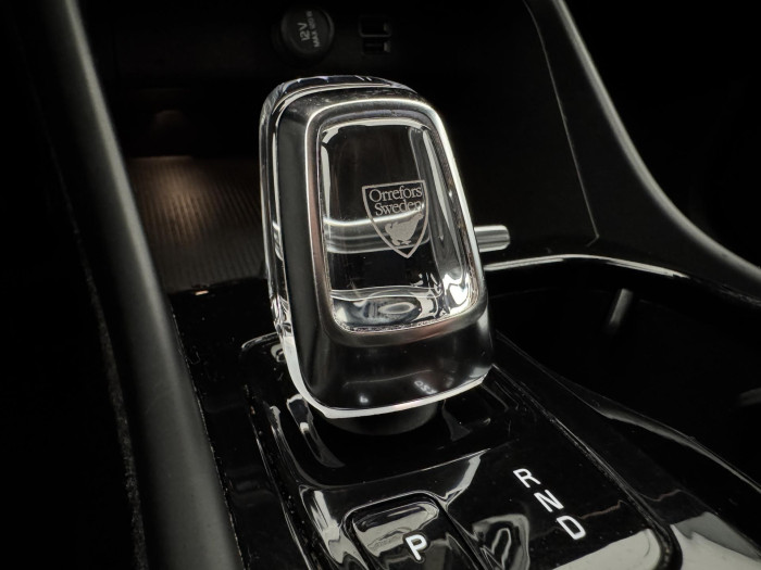 Volvo XC40 T4 INSCRIPTION AUT CZ 1.maj