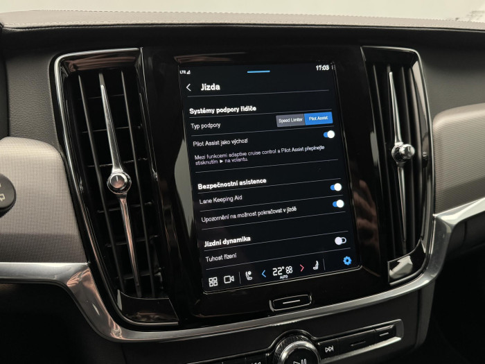 Volvo V90 B5 AWD PLUS DARK AUT