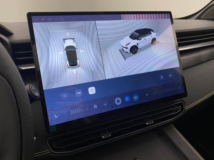 Lynk & Co 01 01 MORE PHEV DEMO