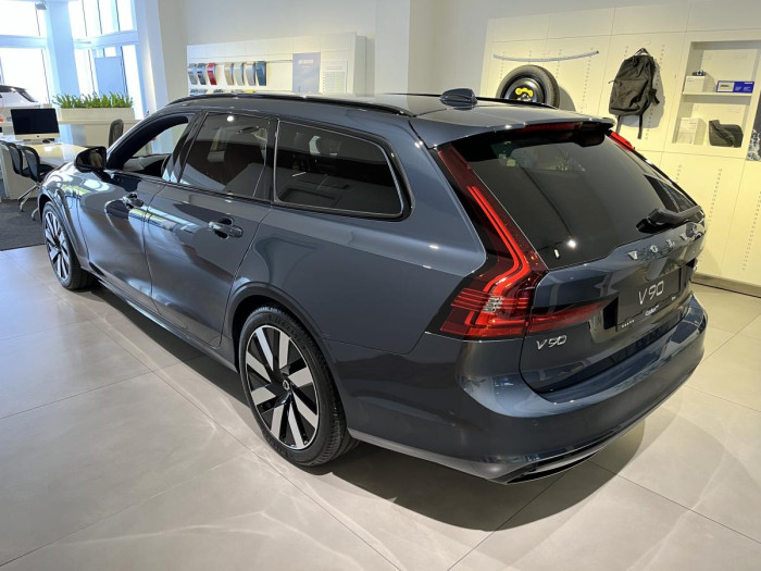 Volvo V90 T6 AWD RECHARGE PLUS DARK Aut