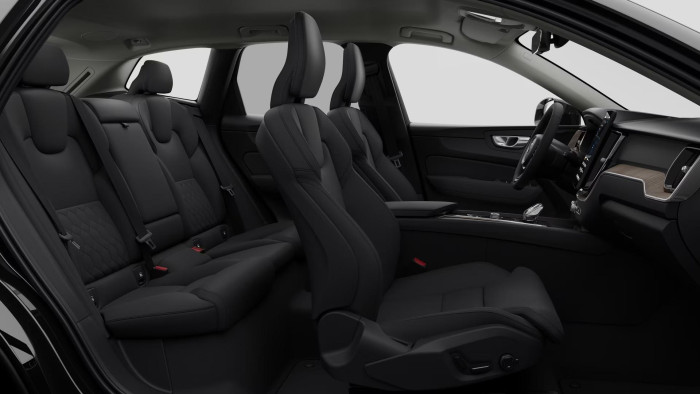 Volvo XC60 B5 AWD AUT DARK PLUS