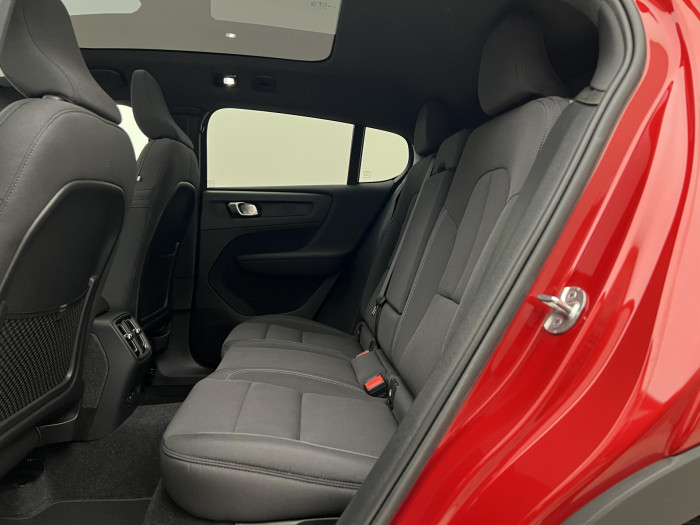 Volvo C40 RECHARGE CORE SINGLE MOTOR AUT