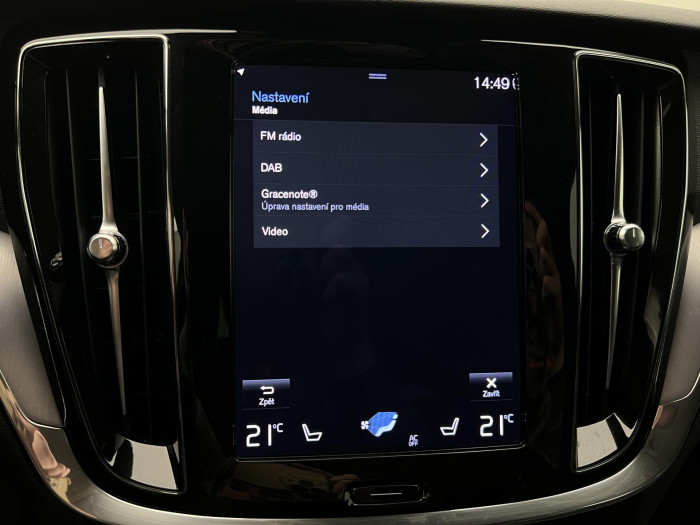 Volvo V60 D3 MOMENTUM PRO 1.maj. 2.0 d Momentum