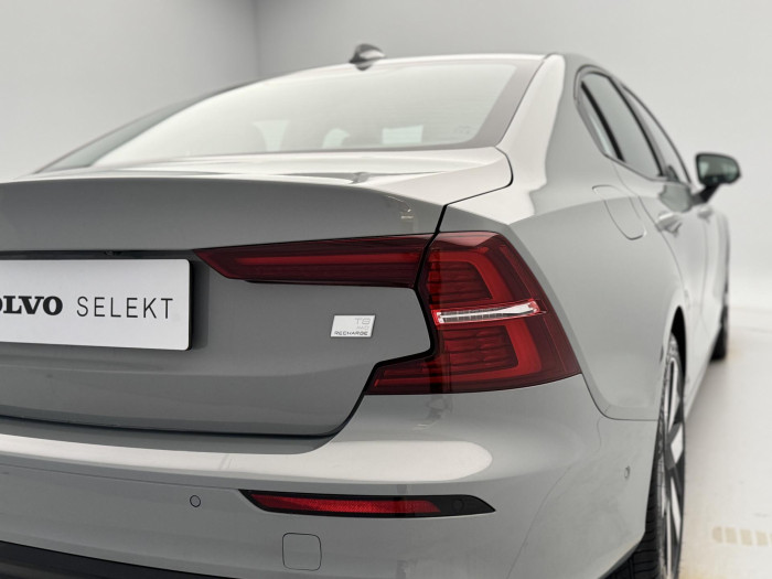 Volvo S60 T8 AWD RECHARGE ULTIMATE DARK