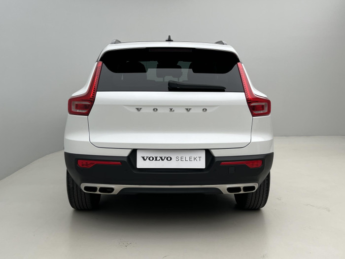 Volvo XC40 T4 AWD R-DESIGN AUT CZ