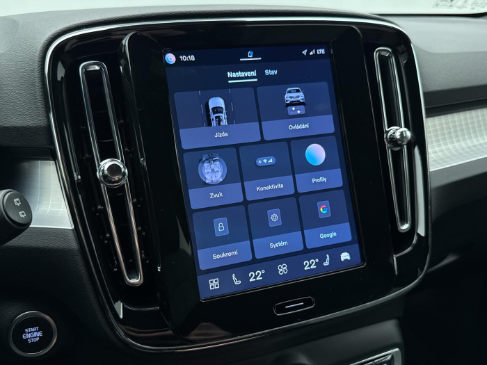 Volvo XC40 B3 CORE AUT CZ