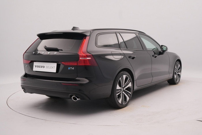 Volvo V60 T4 MOMENTUM AUT CZ 1.maj 2.0 Momentum