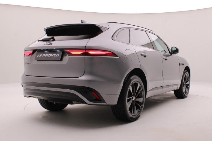 Jaguar F-Pace P250 SE AWD AUT REZERVACE 2.0 SE