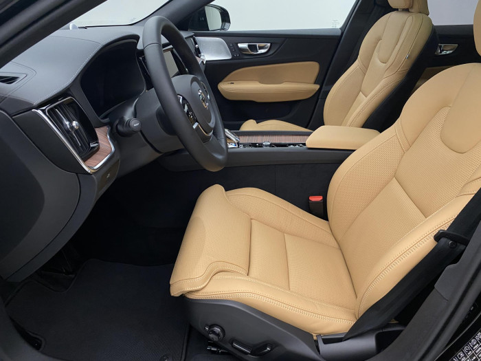 Volvo V60 B4 AUT DARK ULTRA