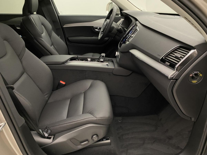 Volvo XC90 B5 AWD AUT CORE 7míst
