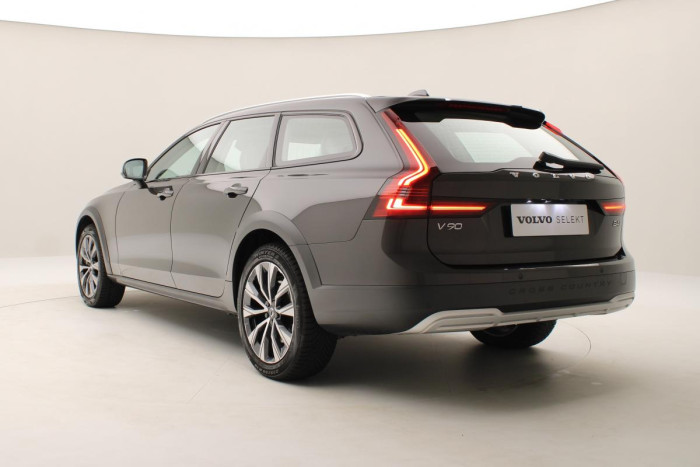 Volvo V90 CC B4 AWD PLUS AUT REZERVACE