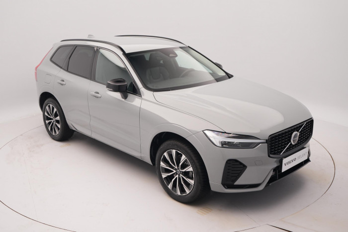 Volvo XC60 B5 AWD DARK PLUS CZ 1.maj