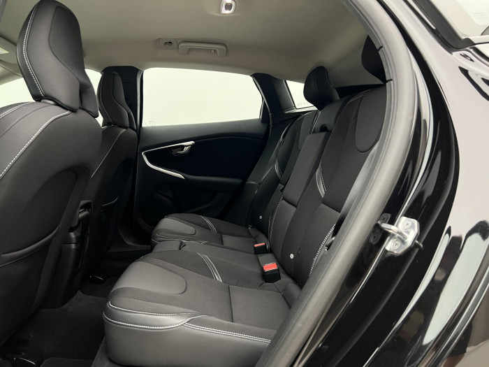 Volvo V40 D4 MOMENTUM AUT 2.0 d Momentum