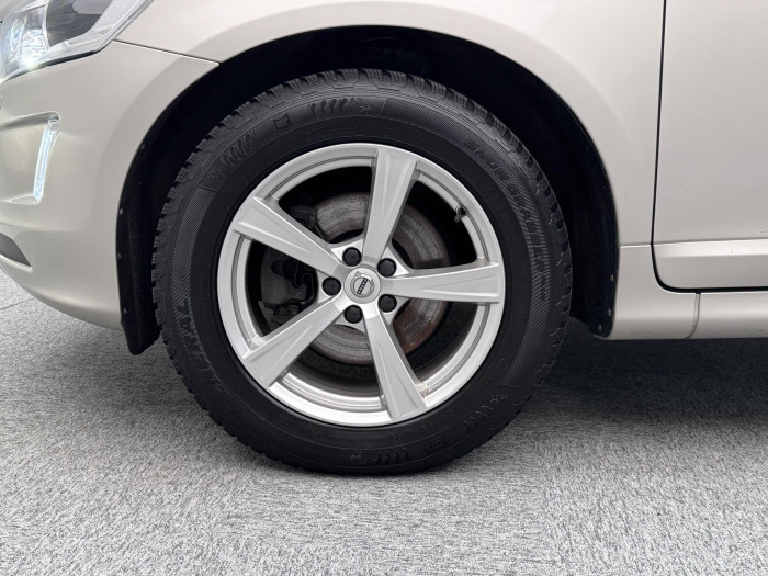 Volvo XC60 D4 SUMMUM AUT CZ 2.4 d Summum