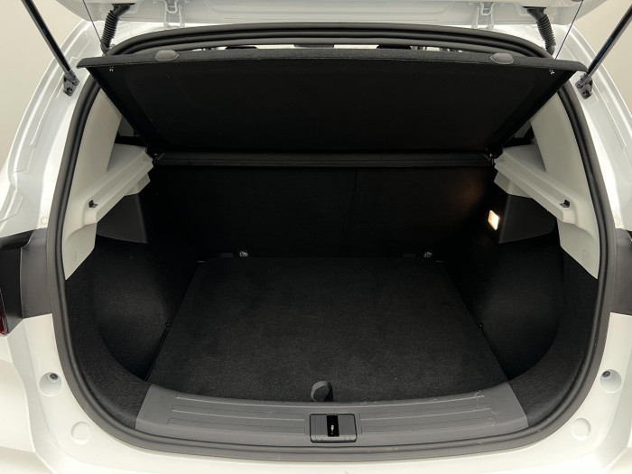 MG ZS 1.5 ESSENTIAL PLUS CZ 1.maj.