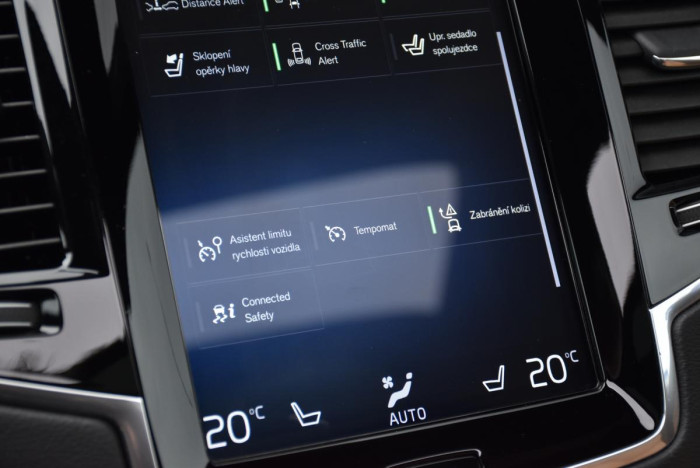 Volvo XC90 D5 AWD INSCRIPTION REZERVACE 2.0 d