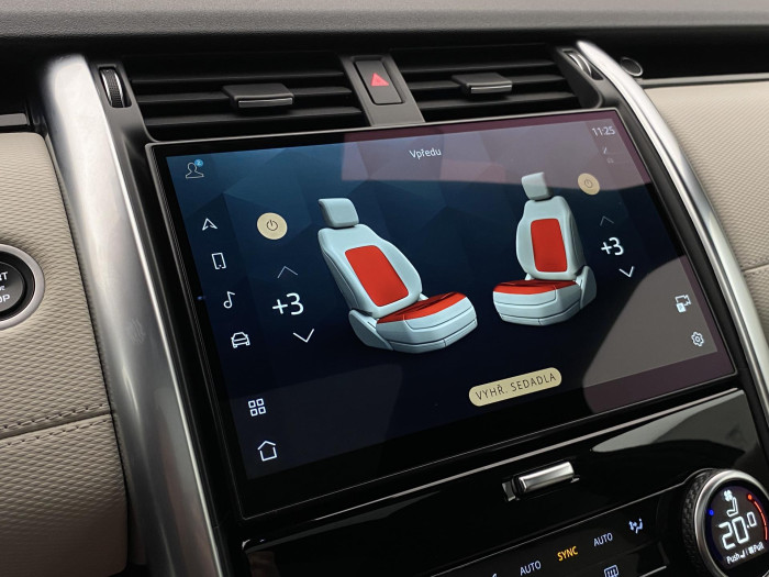 Land Rover Discovery D250 SE AWD AUT REZERVACE 3.0 d SE