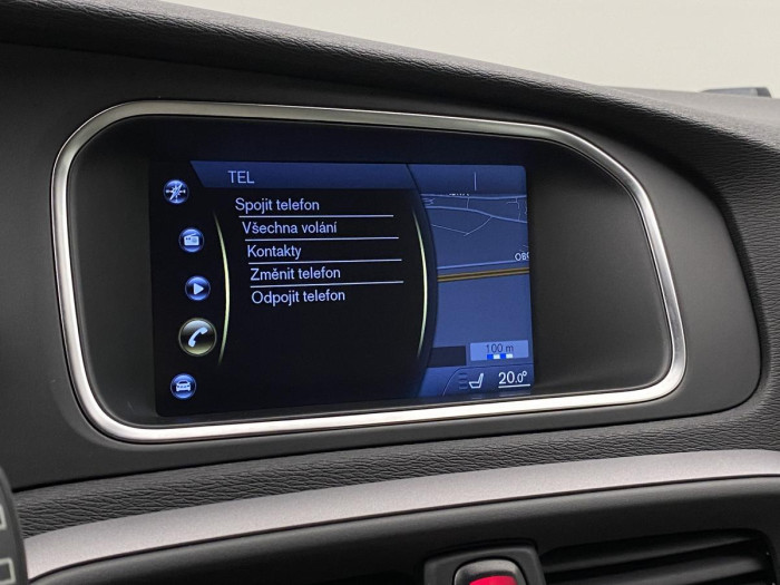 Volvo V40 D3 NAVIGACE AUT REZERVACE 2.0 d