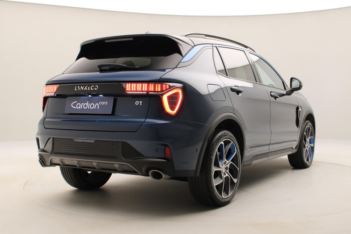 Lynk & Co 01 PHEV DCT AUT 1.maj REZERVACE