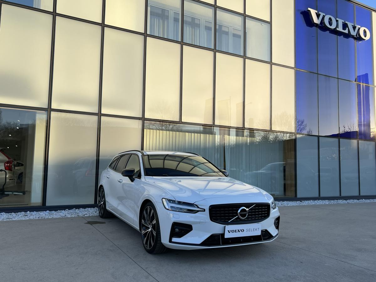 Volvo V60 B4 R-DESIGN Aut 1.maj.